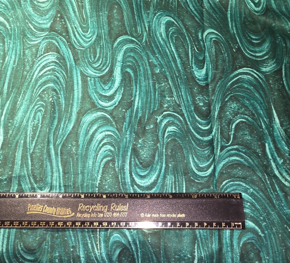 Coral Reef Green Variegated Cotton Craft Sewing Fabric 35 Inches NEW - Image 1 of 1