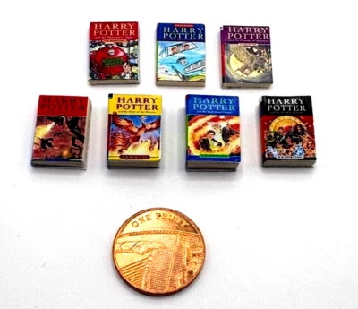 Dolls House Miniature - Harry Potter Books - (DD099) - P+P Combined - Image 1 of 4