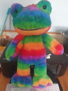 BUILD A BEAR  EXCLUSIVE RAINBOW FROG PRIDE + CERTIFICATE BRAND NEW WITH TAG