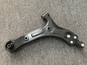 OEM Lower Control Arm 54501-4H400 Fr/Right for Hyundai i800 H1 iMax 2007~2017 - Picture 1 of 6