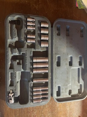 Blue Point Tools 18pc 1/4” Drive Deep Shallow Metric Socket Set BLPSM Missing 10 - Image 1 of 4