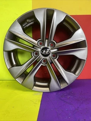 2013-2016 HYUNDAI SANTA FE OEM FACTORY Wheel 17x7 Alloy 10 Spoke  529104Z175 - Image 1 of 4