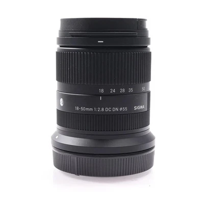 Sigma 18-50mm F2.8 DC DN Contemporary Canon RF Mount Lens - Excellent Condition - Image 1 of 4