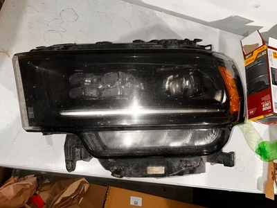 Ram 2500 3500 2019-2024 lado izquierdo del conductor adaptable LED faro negro premium OEM Foto 1 de 4