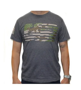Rags of Honor All Gender patriotisches Tarnmuster Welle USA Flagge Grafik T-Shirt... - Bild 1 von 4