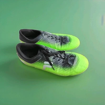 Fila Hallenschuhe 45 • Indoor Sportschuhe grün/schwarz • rutschfeste Sohle •... - Bild 1 von 4