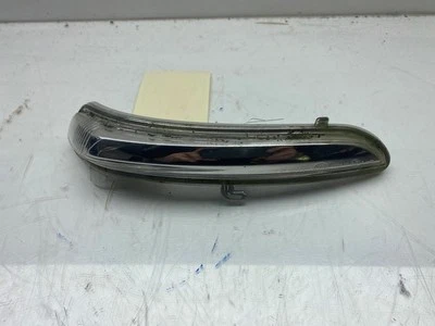 Rétroviseur CLIGNOTANT GAUCHE PEUGEOT 208 I (CA/CC/CK/CL) 2013 1607512580 - Photo 1/2