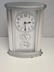 SILVER QUARTZ CLOCK WITH THERMOMETER AND HYGROMETER VINTAGE 2000 - Picture 1 of 8