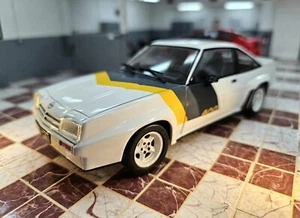 (WHITEBOX VERSION) 1981 OPEL MANTA B 400 WHITE 1/24 SCALE DIECAST MODEL CAR - Picture 1 of 24