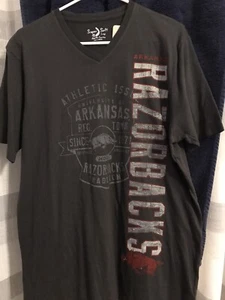 Arkansas Razorbacks T-Shirt-L-NWT - Picture 1 of 1