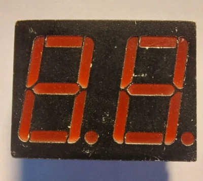 MN6710  afficheur numérique  double  chiffre rouge   Ht 19 x 25 mm - Photo 1/2