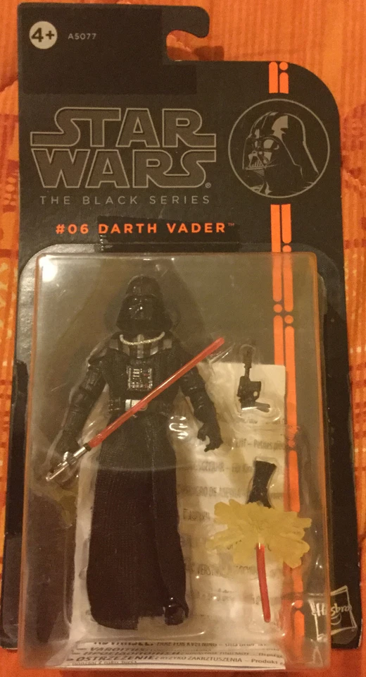 Hasbro Guerre Stellari Star Wars Black Series #06 10 cm Statuetta Darth Vader