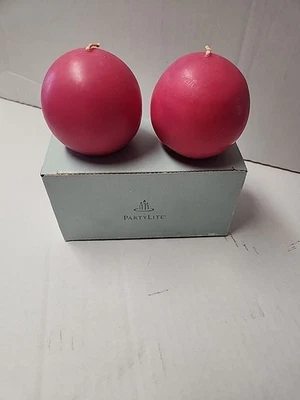 Partylite Q32688 Set of 2 Cherry Orchard Cerise Love Candles with Box NOS - Image 1 of 4