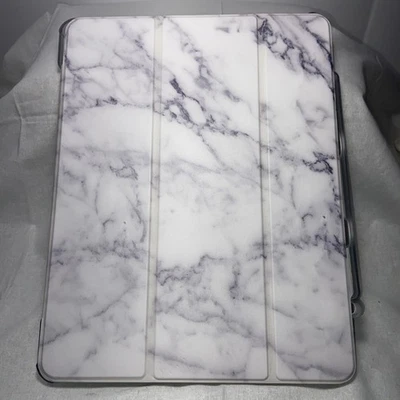 Capa suporte fosco translúcida para iPad Pro 12,9" 4ª/3ª geração (2020/2018) - Imagem 1 de 4