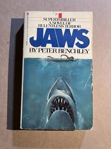 JAWS by Peter Benchley  vintage 1975 Bantam FIRST PRINTING paperback - Bild 1 von 5