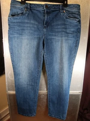 Pantalones de mezclilla para mujer Simply Vera Wang azules talla 16 ajustados al tobillo Foto 1 de 4