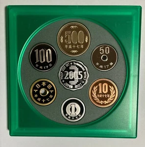 2005 Japan Proof Coin Mint Set, with 6 proof Coins - Picture 1 of 3