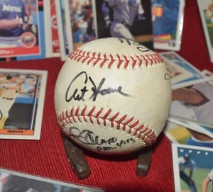 HOUSTON ASTROS TEAM SIGNED AUTOGRAPHS ON BASEBALL BALL ART HOWE & OTHERS W/CARDS - Picture 1 of 14
