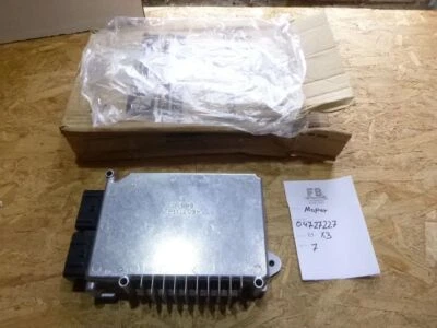 Chrysler Voyager 3.8 unidad de control del motor unidad de control controlador del motor 04727227 NUEVO Foto 1 de 4