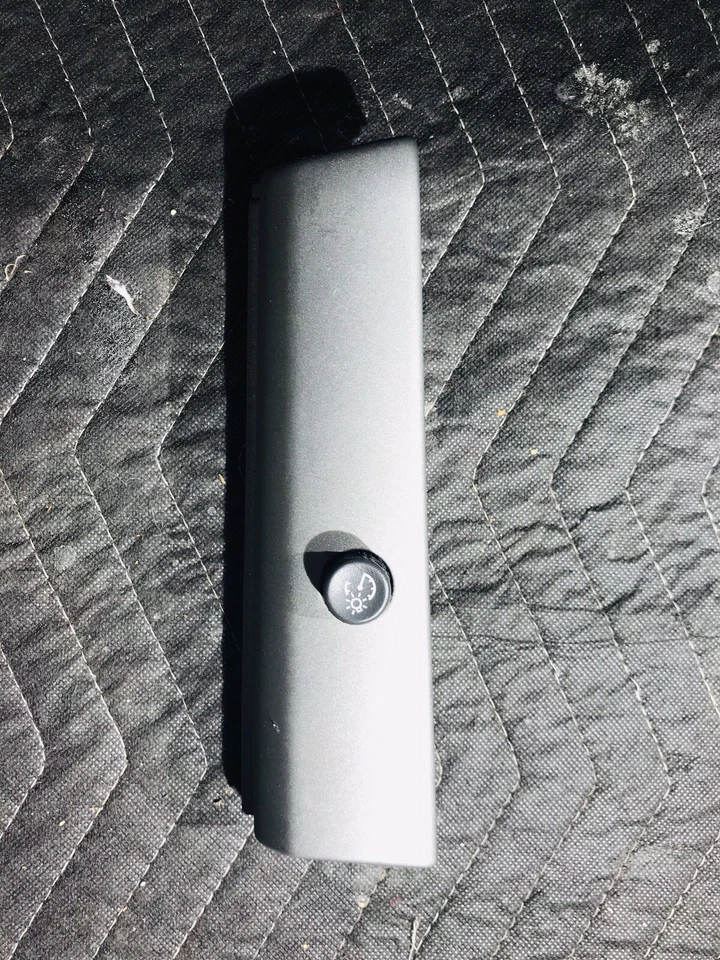 Placa de ajuste genuina GM 15947739 cobalto 06-10 Foto 1 de 2