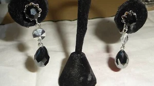 #722X vtg costume EARRING CLIP ON SCREW BACK SILVER TONE DANGLING STEEL GRAY     - Picture 1 of 9