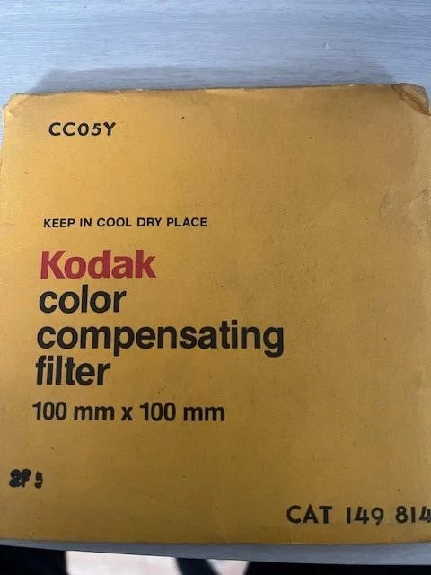 KODAK COLOR COMPENSATING GEL FILTER (100X100MM) 4X4 INCHES CC05Y - Image 1 of 1