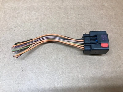 Chrysler Town Country 2001 conector eléctrico carrocería lateral motor puerta levadiza Foto 1 de 4