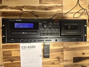 TASCAM CD-A580 v2 Professionell Kassette Recorder CD Player Speicher Recorder - Bild 1 von 14
