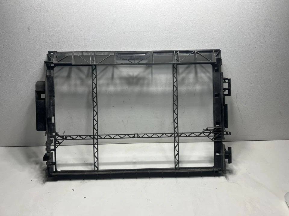 Cubierta radiador mercedes w221 s550 cl600 10-14  Foto 1 de 4