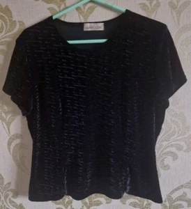 Ladies Black Figured Velvet Short Sleeved Top Large By Cappuccino - Picture 1 of 6