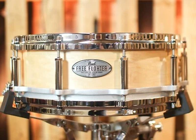 Pearl 14x5 Free Floating Maple Snare Drum - Image 1 of 4