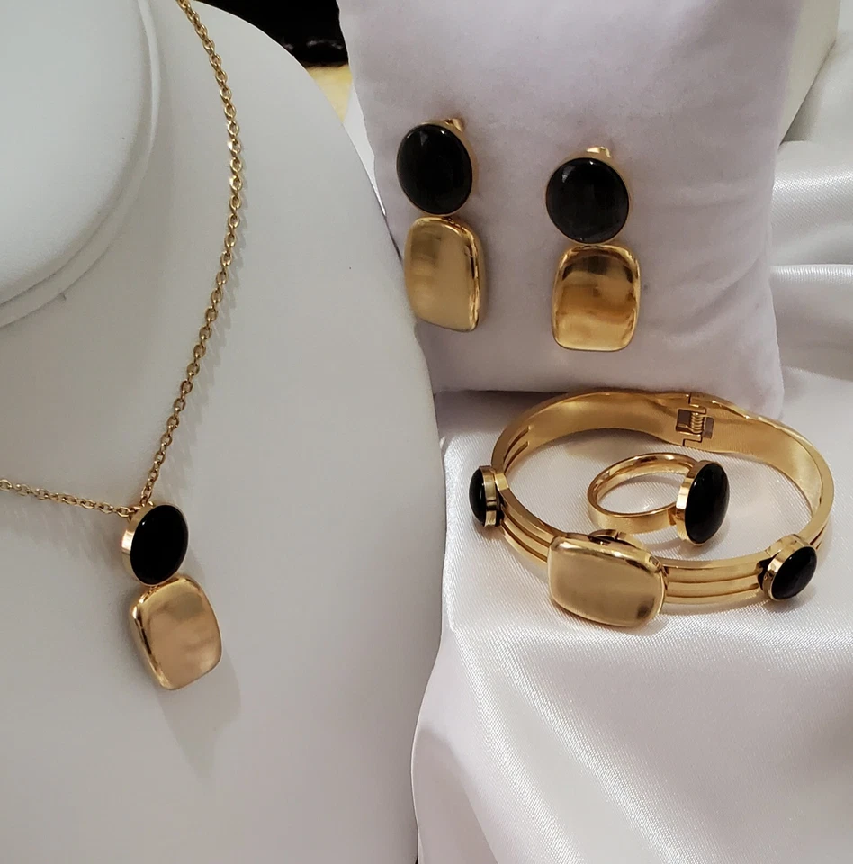 Mujer Chapado en Oro 18K Acero Inoxidable Negro y Oro Perla Piedra Joyería SET Foto 1 de 1