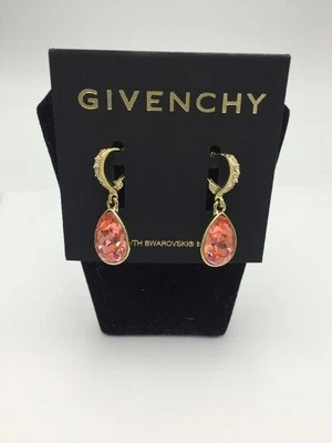 Pendientes lágrima Givenchy melocotón $38 #607 Foto 1 de 4