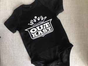 Outkast Body Bebé Negro - ¡Envío Gratis!  - Imagen 1 de 1