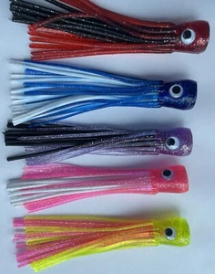 Chugger Form Röcke 5er Pack Neu Angeln Trolling Köder Thunfisch Mahi Wahoo Segelfisch - Bild 1 von 12
