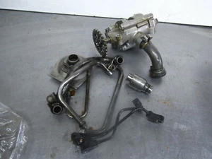 BOMBA DE ACEITE HONDA VFR750 + TUBOS VFR750 1987 RC24 - Imagen 1 de 2