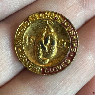 Vintage 1950 Michigan Championships Golden Gloves Boxing Lapel Pin - Image 1 of 4