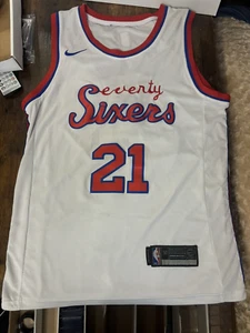 MAGLIA NIKE CONNECT SWINGMAN PHILADELPHIA 76ERS JOEL EMBID TAGLIA 50 **vedi descrizione** - Foto 1 di 4