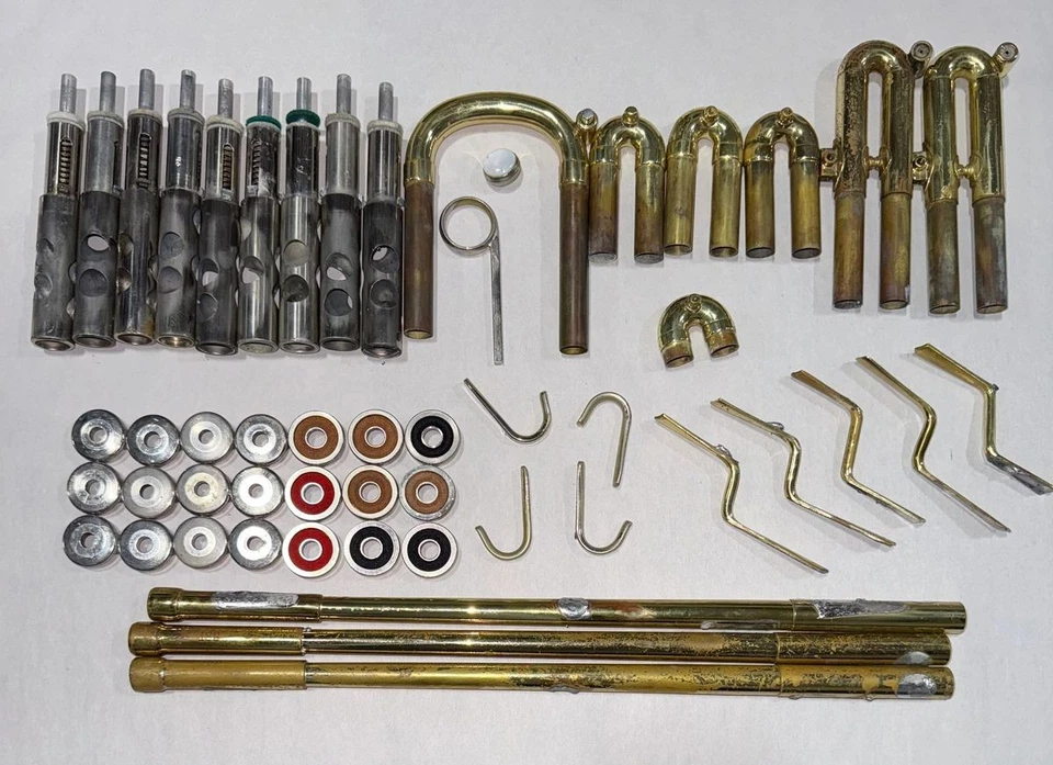 Peças de reposição de trompete Conn Director 18B - Imagem 1 de 1