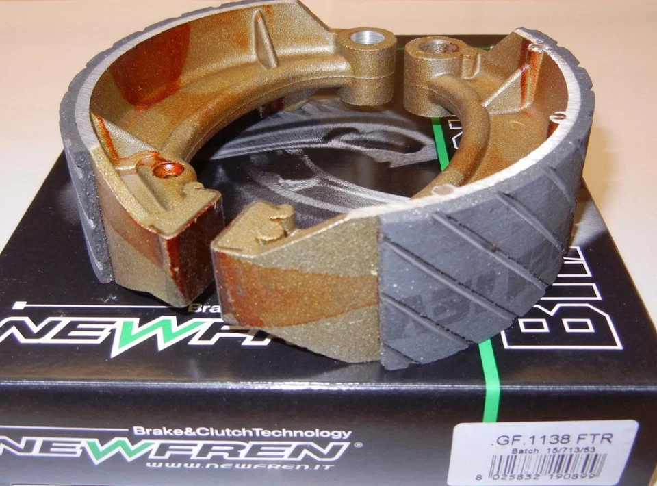 Zapatas de freno acanaladas Bultaco Pursang Sherpa 125/200/250/350 1960-1981 GF1138FTR Foto 1 de 1