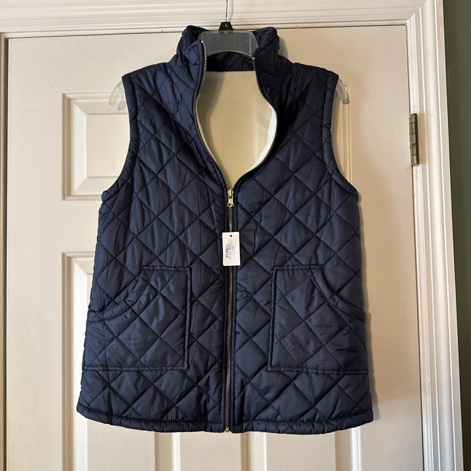 Lexi York Reversible Vest Womens Large Navy And Cream  Quilted Fleece   - Image 1 of 2
