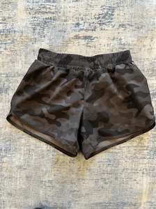 DSG Black Gray Camo Camouflage Stride Athletic Running Shorts Girls 8 - 9 - Picture 1 of 4