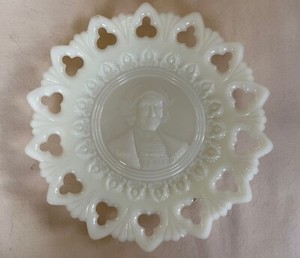 Antique Eapg White Milk Glass Decorative Plate Christopher Columbus 1492-1892