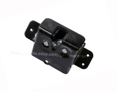 Liftgate Latch for 2007 2008 2009 2010 2011 2012 2013 2014 Chevrolet Tahoe - Image 1 of 3