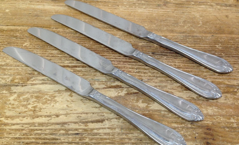 4 Cuchillos de Cena Regal Gallery RGL12 Acero Inoxidable Vintage 18/8 Corea Pluma Contorno Foto 1 de 1