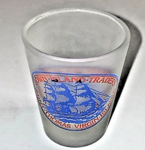 Vaso de chupito esmerilado de las Islas Vírgenes de Santo Tomás de colección para comerciantes de islas - Imagen 1 de 6