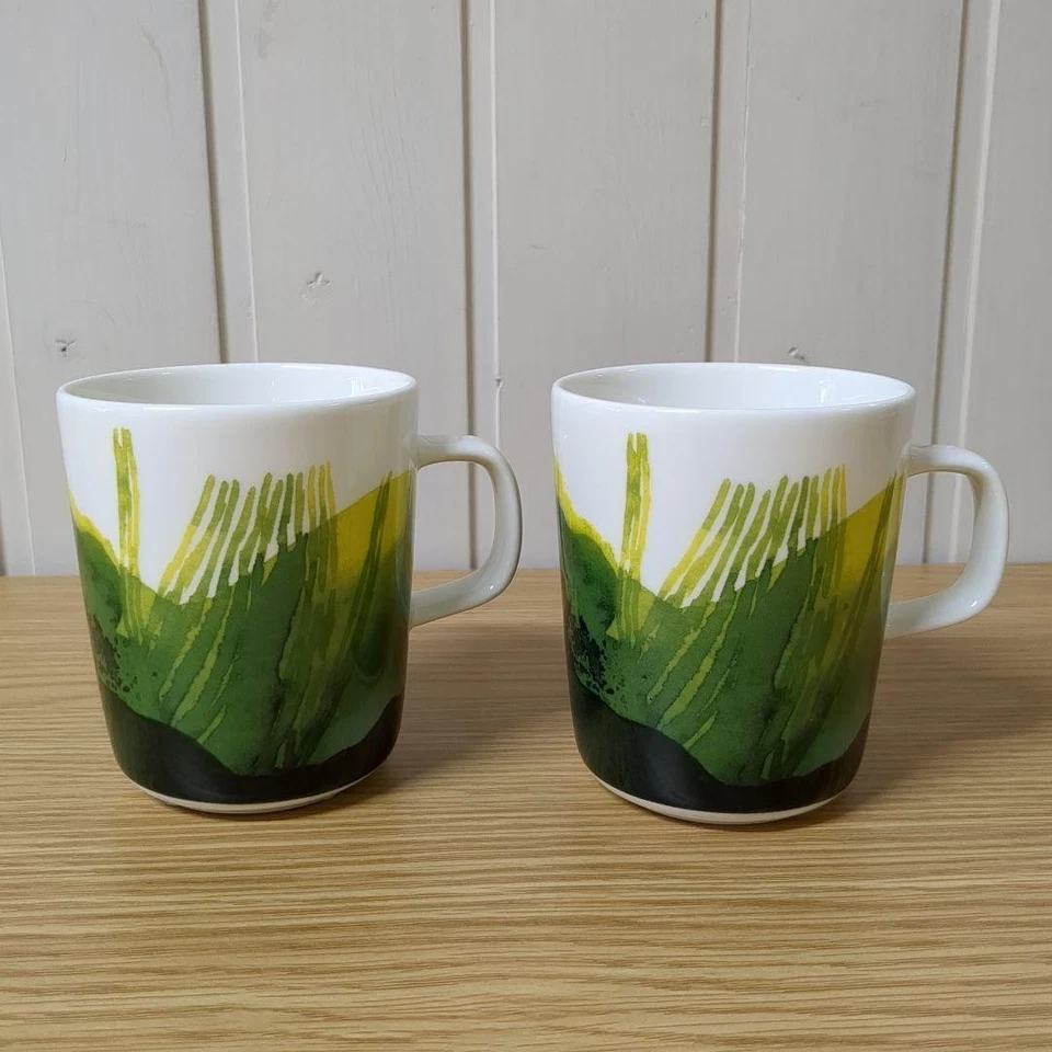 Juego de pares de tazas Marimekko Saapaivakirja Maija Metsola Foto 1 de 4