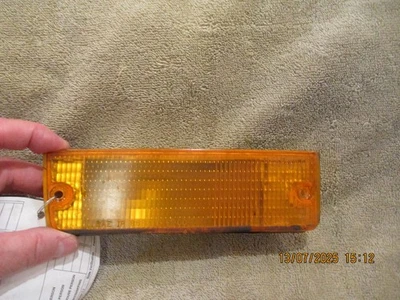 Luz de estacionamiento esquina derecha Plymouth Sundance Mopar 1992-1994 4328690 envío gratuito Foto 1 de 4