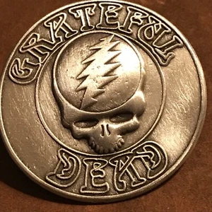 FANTASTIC GRATEFUL DEAD PIN VERY COOL APROX 1 3/4 INCHES Rock and Roll Pewter - Picture 1 of 7