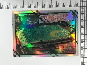 Mickey Mantle 1996 Topps Chrome REFRACTOR #30 1961 Topps Yankees Blasts 565 ft - Picture 1 of 2